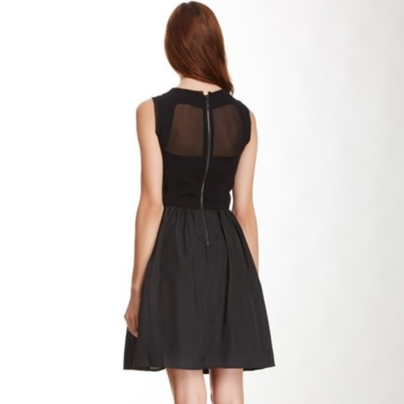 Jessica Simpson Fit & Flare Black Cocktail Dress Sz 8 - Picture 5 of 11